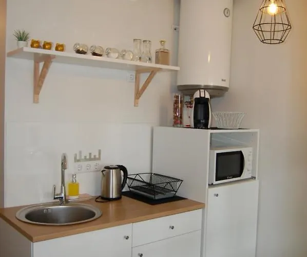 Mill House Апартаменти *